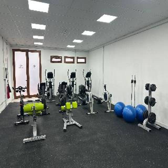 Desportos y Entretenimento