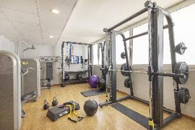 Desportos y Entretenimento
