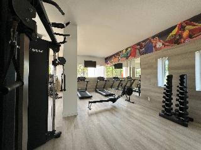 Desportos y Entretenimento