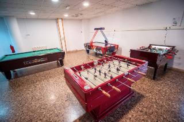 Desportos y Entretenimento
