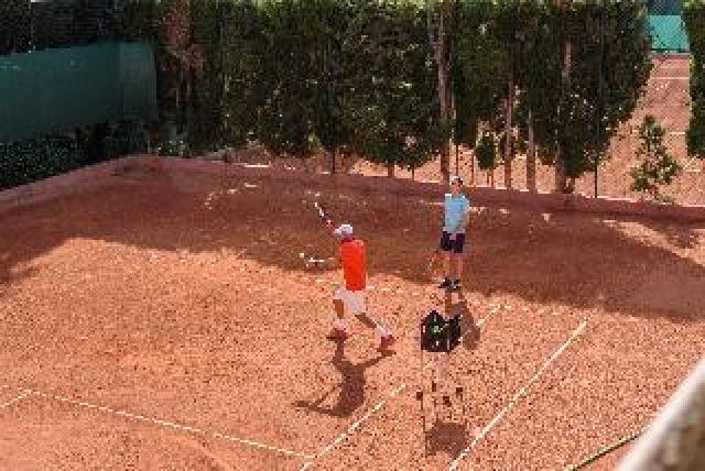 Desportos y Entretenimento