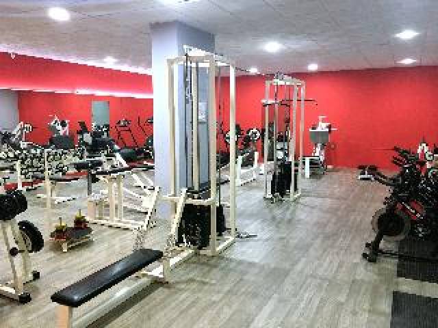 Desportos y Entretenimento