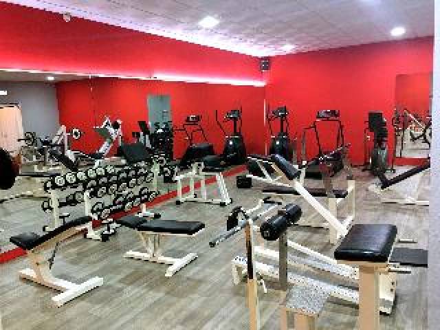 Desportos y Entretenimento