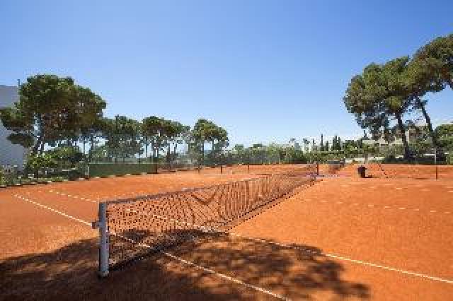 Desportos y Entretenimento
