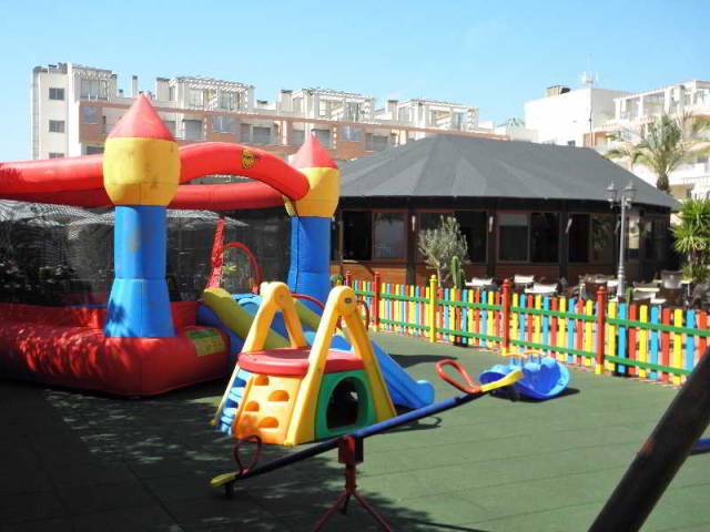 Desportos y Entretenimento