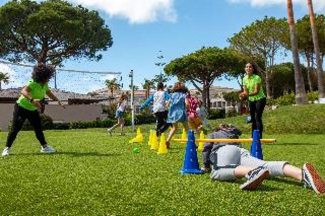 Desportos y Entretenimento