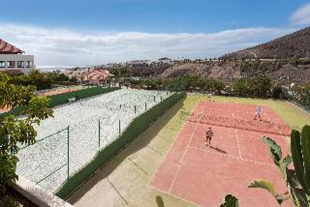 Desportos y Entretenimento
