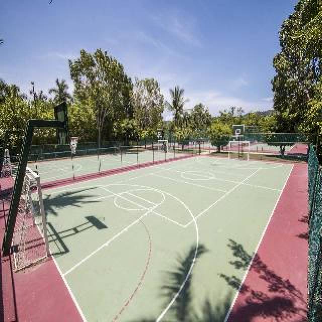 Desportos y Entretenimento