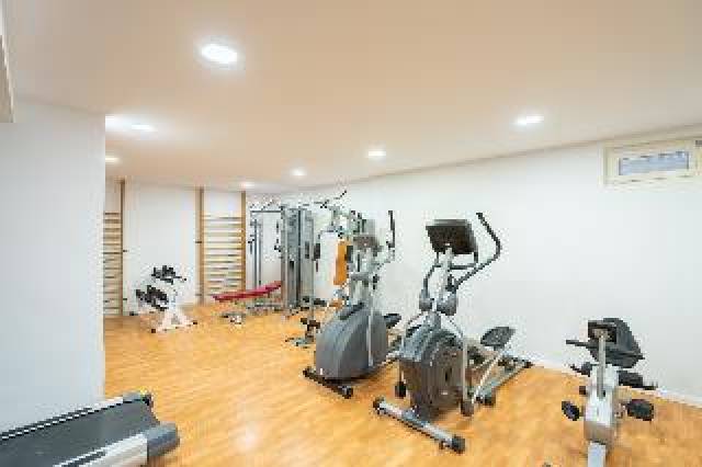 Desportos y Entretenimento