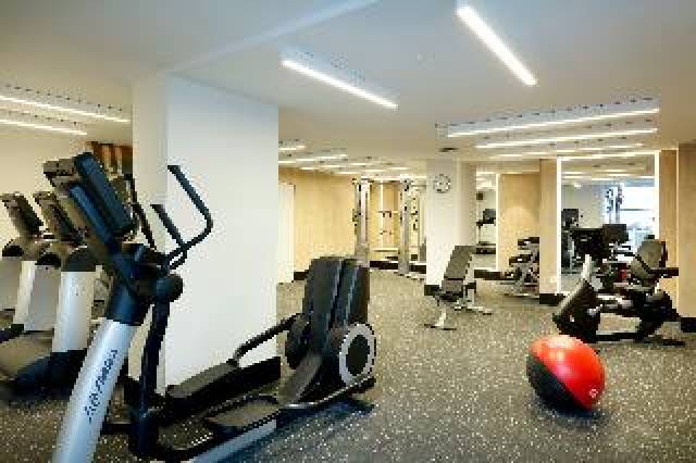 Desportos y Entretenimento
