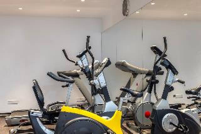 Desportos y Entretenimento