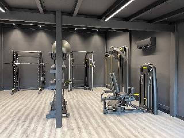 Desportos y Entretenimento