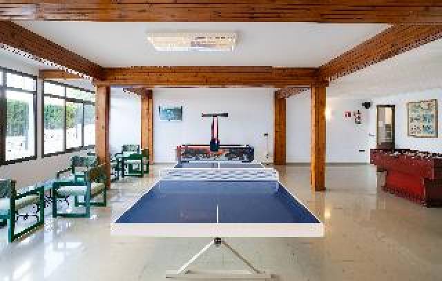 Desportos y Entretenimento