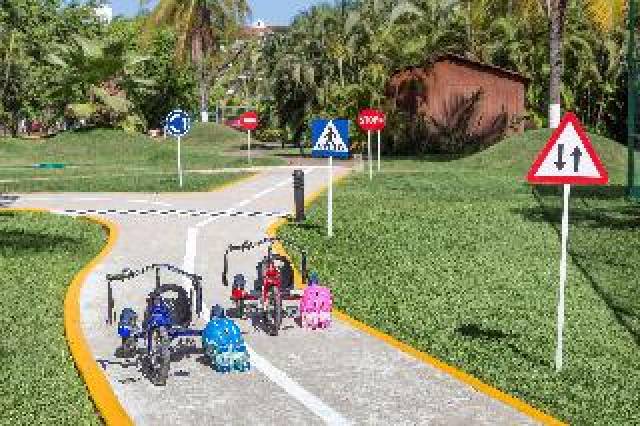 Desportos y Entretenimento
