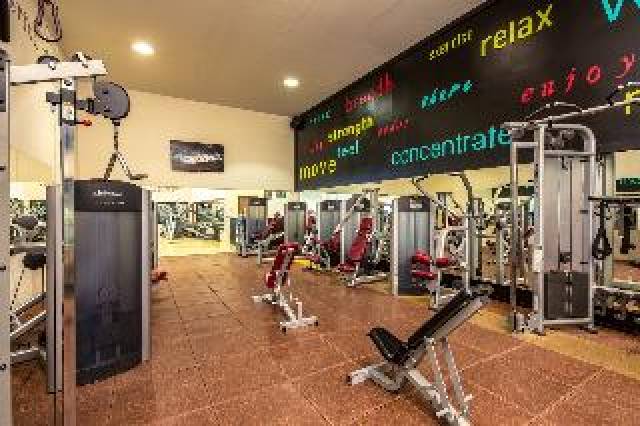 Desportos y Entretenimento