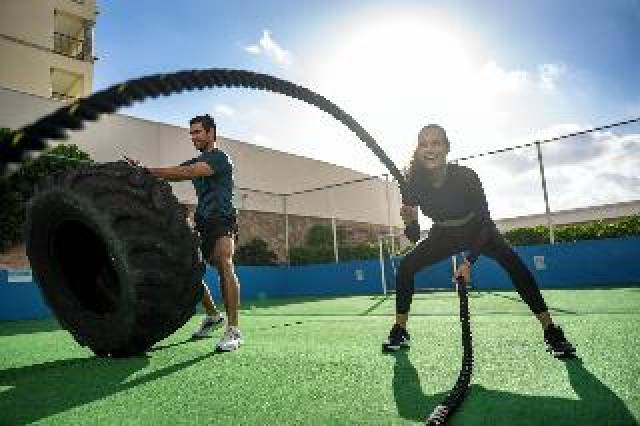 Desportos y Entretenimento