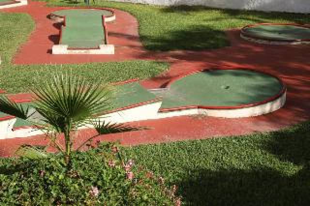 Desportos y Entretenimento