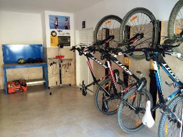 Desportos y Entretenimento