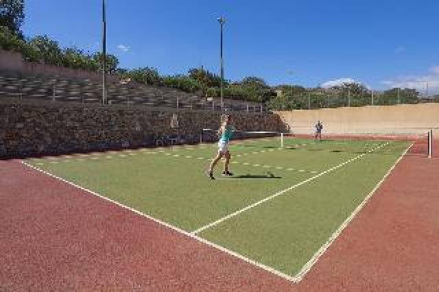 Desportos y Entretenimento