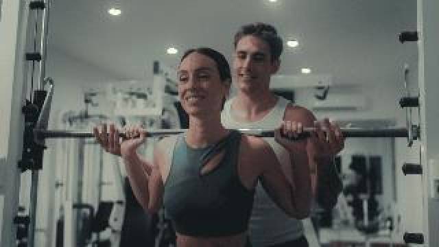 Desportos y Entretenimento