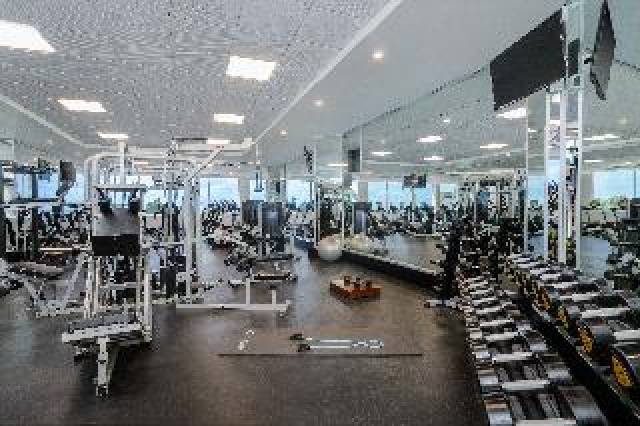 Desportos y Entretenimento