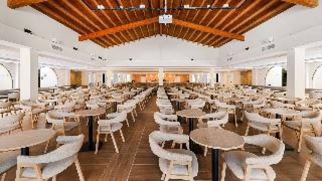 Desportos y Entretenimento