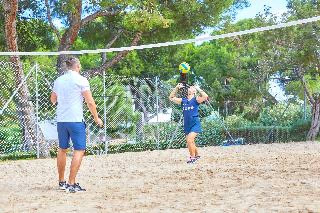 Desportos y Entretenimento