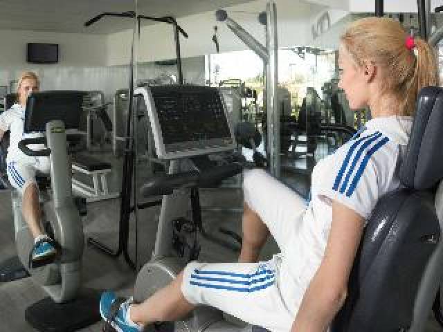 Desportos y Entretenimento