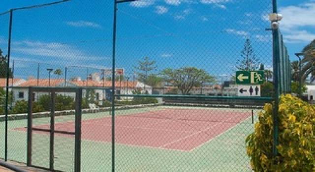 Desportos y Entretenimento