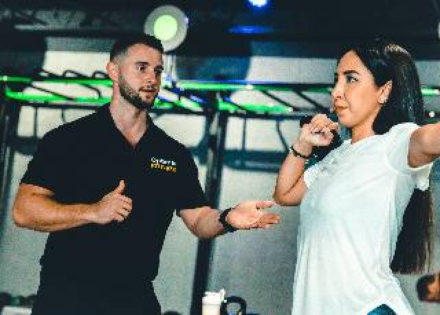 Desportos y Entretenimento