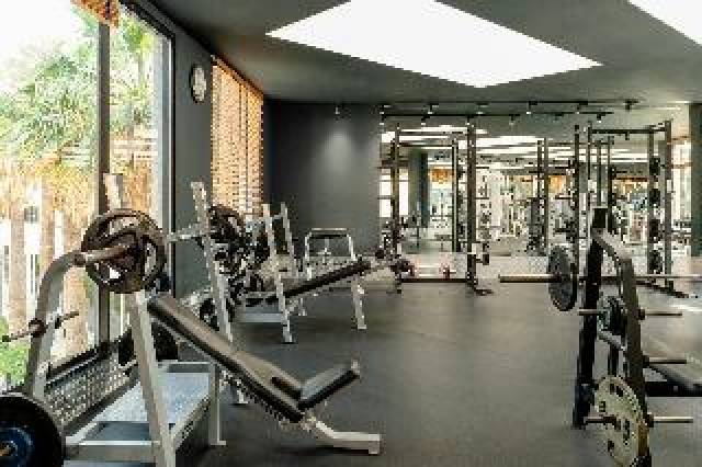 Desportos y Entretenimento