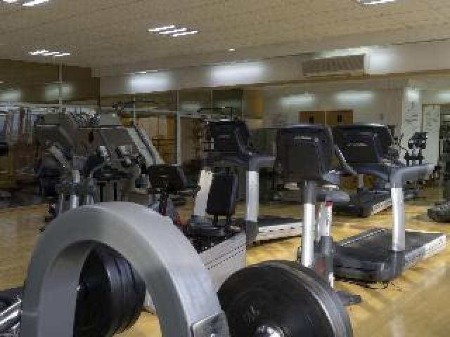 Desportos y Entretenimento