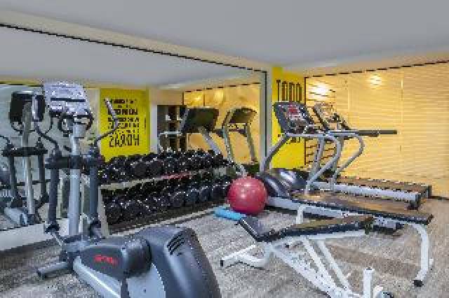Desportos y Entretenimento