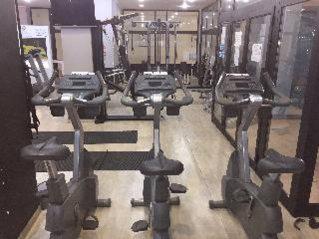 Desportos y Entretenimento