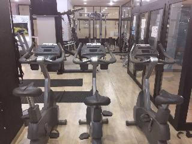 Desportos y Entretenimento