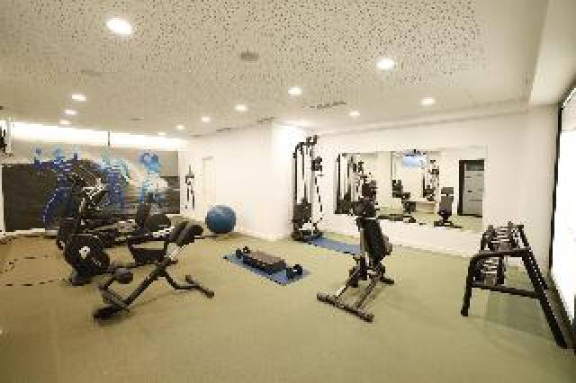 Desportos y Entretenimento