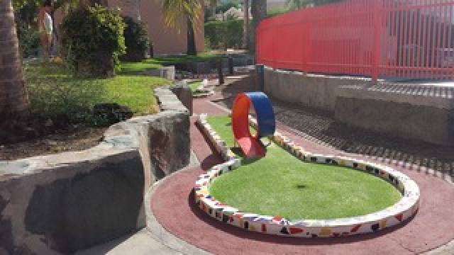 Desportos y Entretenimento
