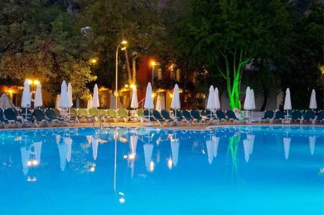 Piscina