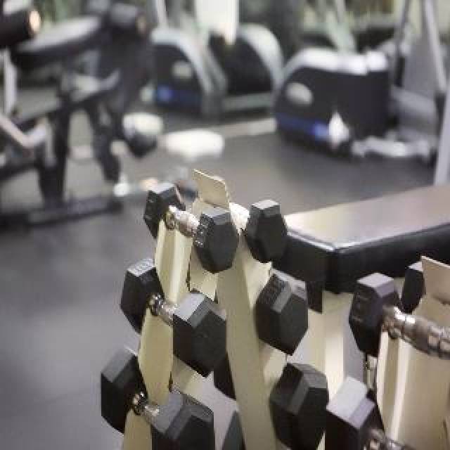 Desportos y Entretenimento