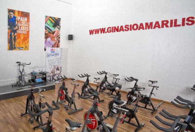 Desportos y Entretenimento