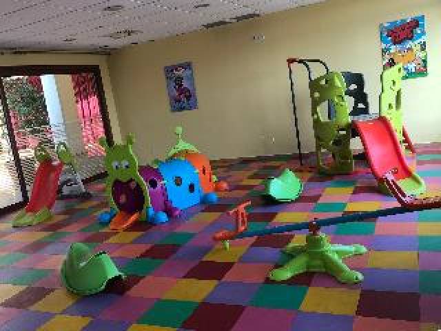 Desportos y Entretenimento