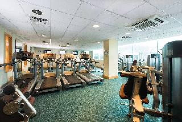 Desportos y Entretenimento