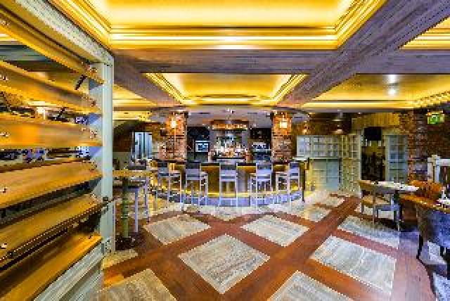 Bar