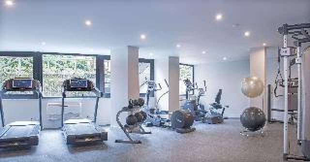 Desportos y Entretenimento