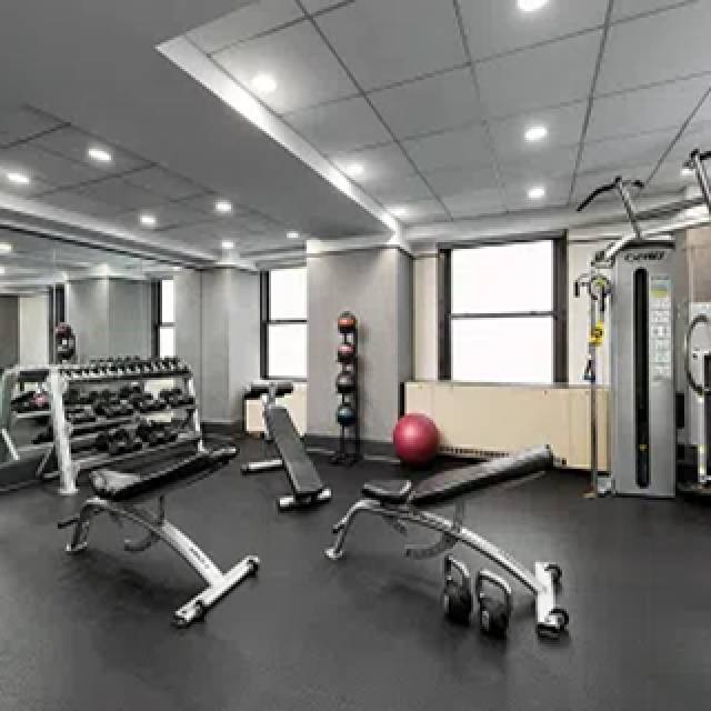 Desportos y Entretenimento