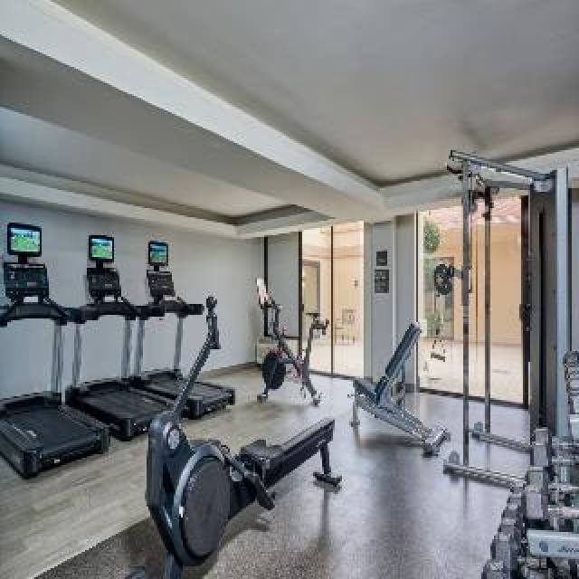 Desportos y Entretenimento