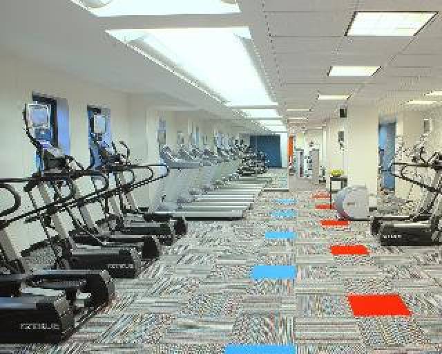Desportos y Entretenimento