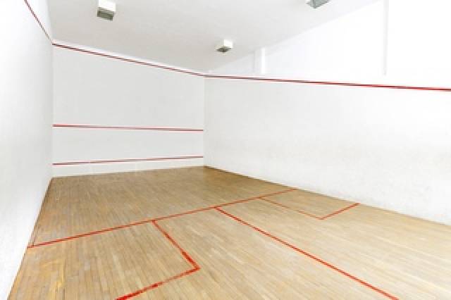 Desportos y Entretenimento