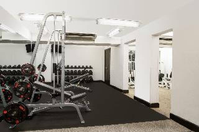Desportos y Entretenimento