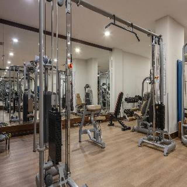 Desportos y Entretenimento